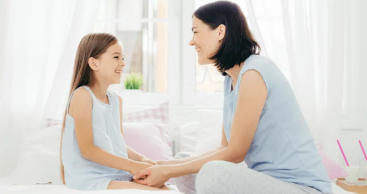 mother-daughter-recommendations-talking-children-covid-19-1