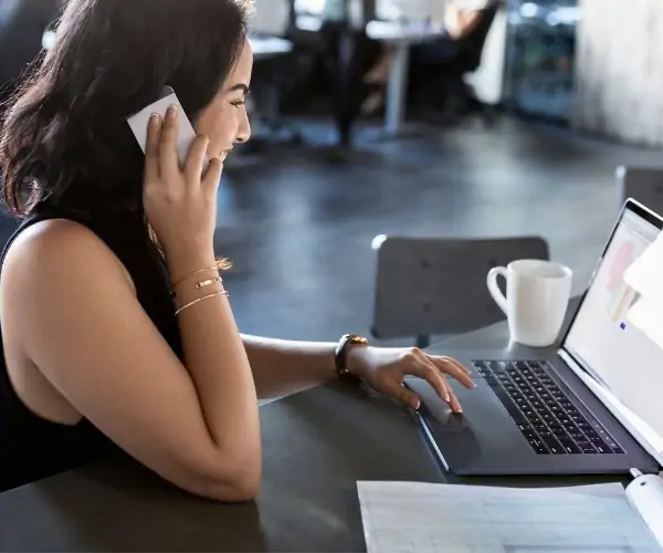 ¿Están protegidos mis datos si trabajo en un cowork?