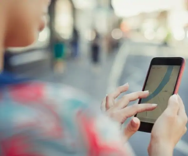 Geolocation Geographic Information Systems GIS for mobile
