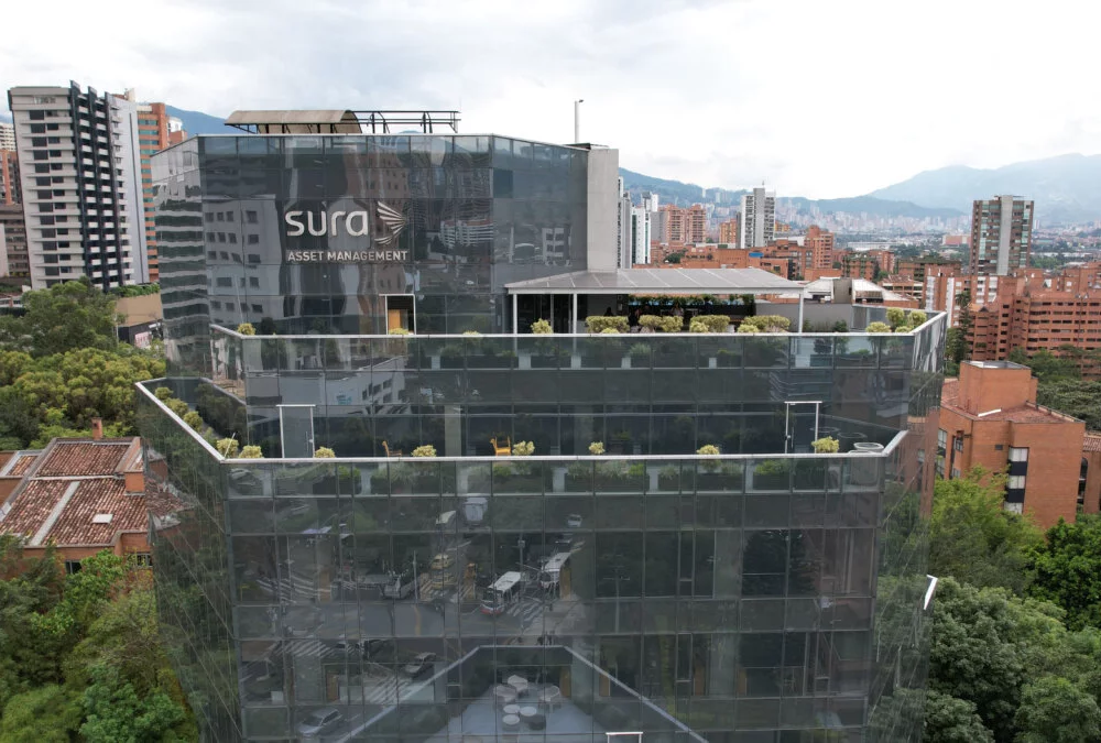 suramericana-nace-sura-am